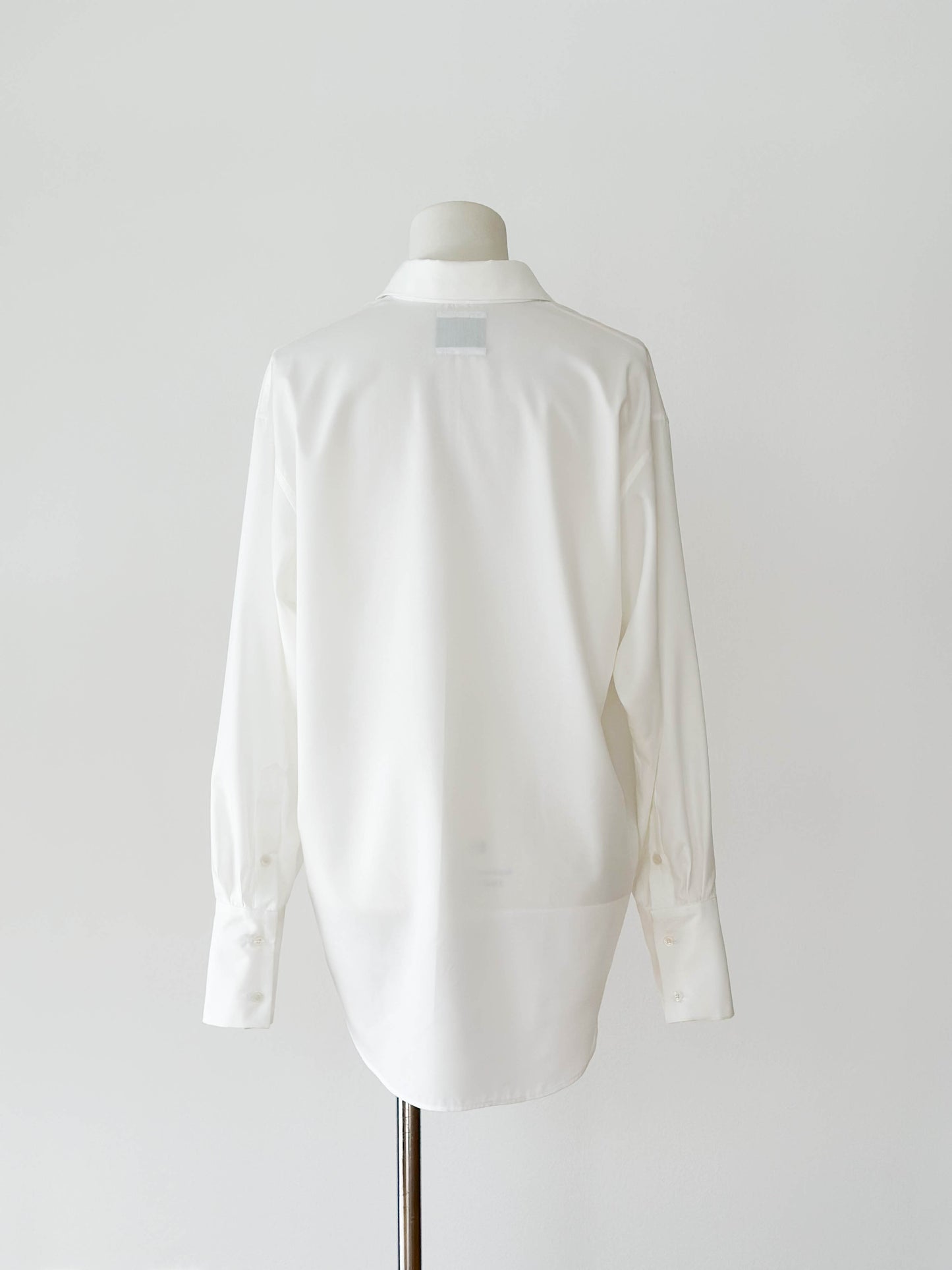 Essential Shirt / WHITE