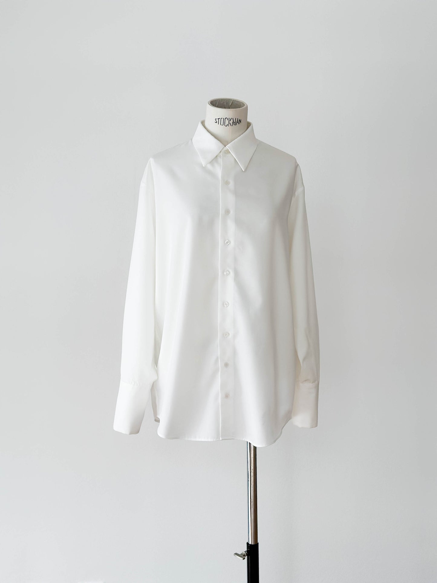 Essential Shirt / WHITE
