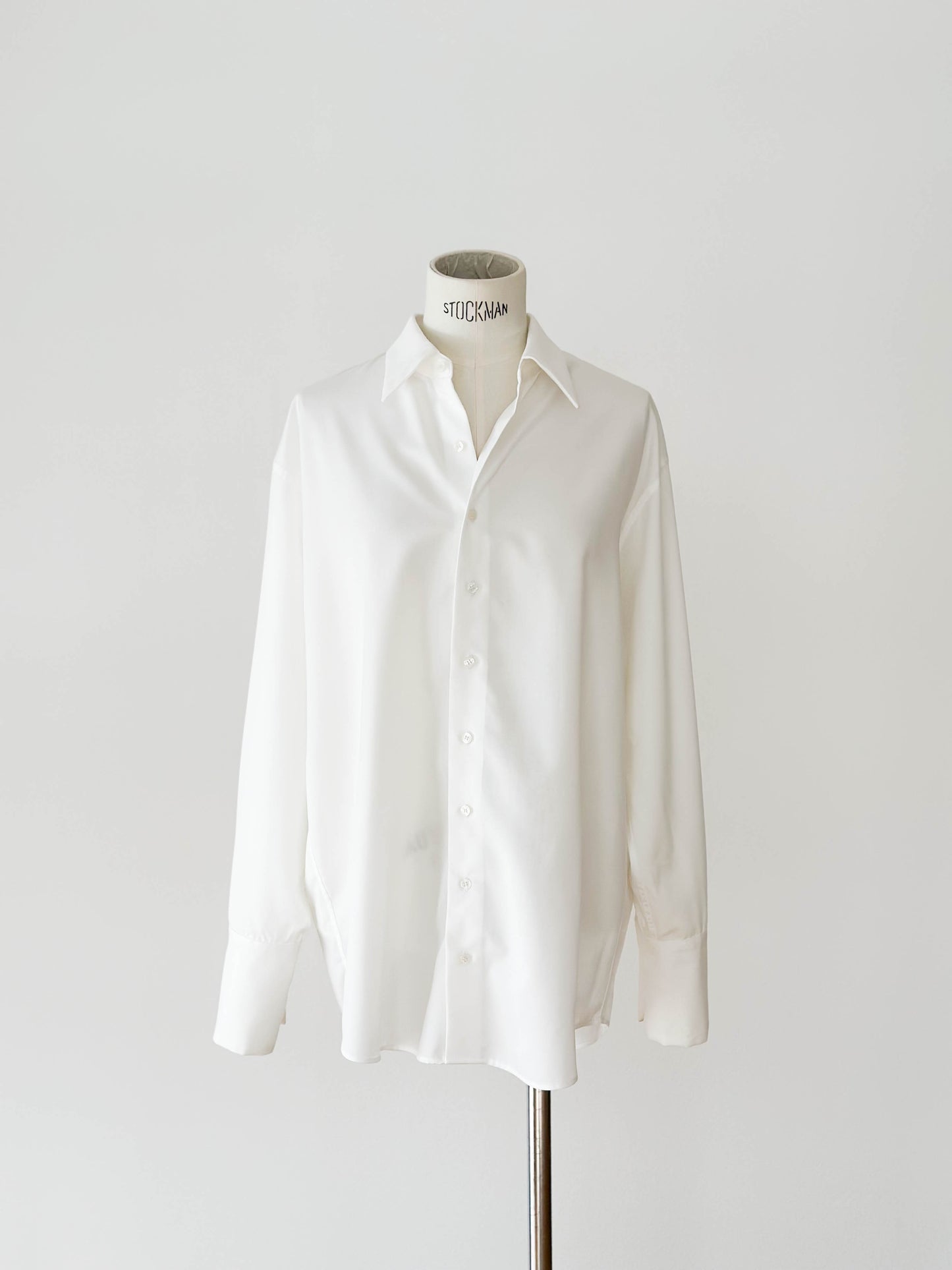 Essential Shirt / WHITE