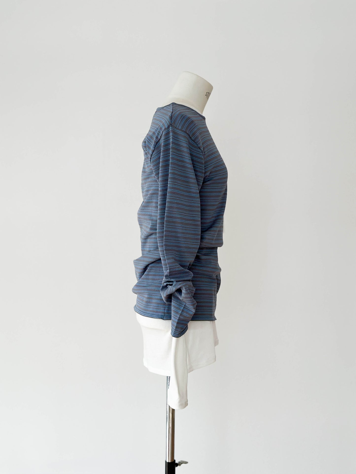 Border Pullover / BLUE