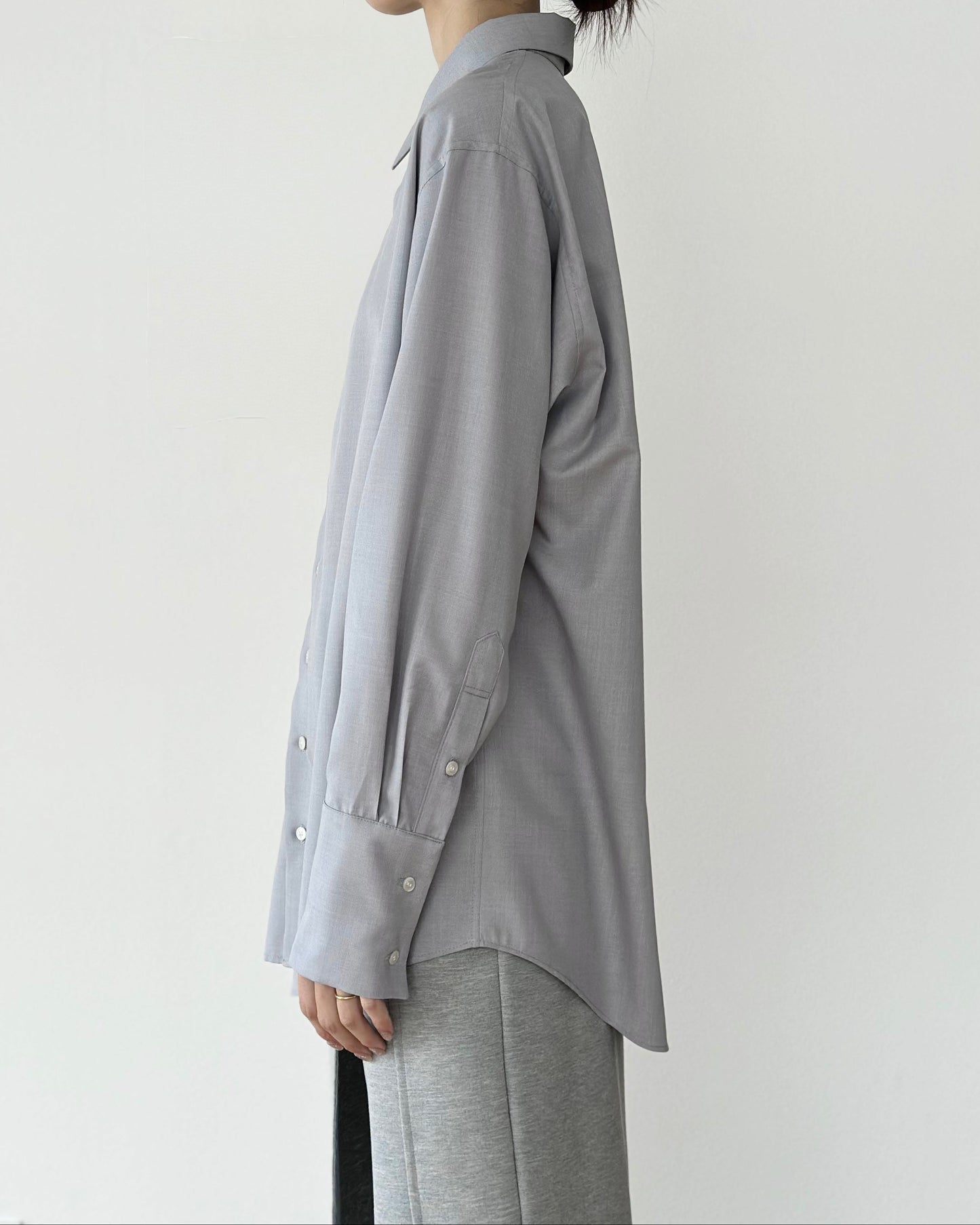 【ラスト1点】Essential Shirt / LIGHTGRAY
