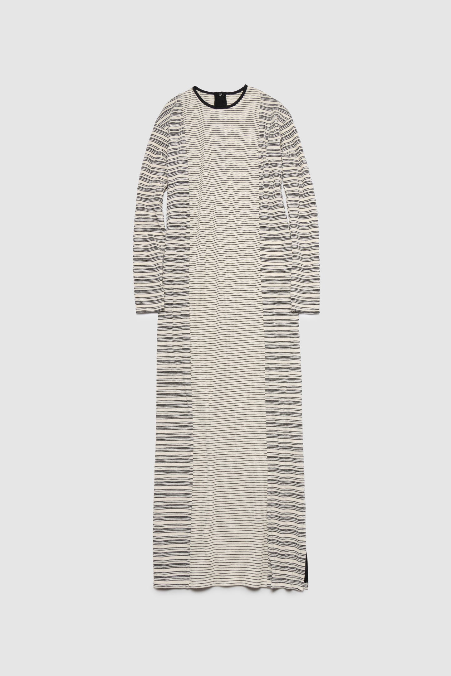 Switch Border Onepiece / OFFWHITE