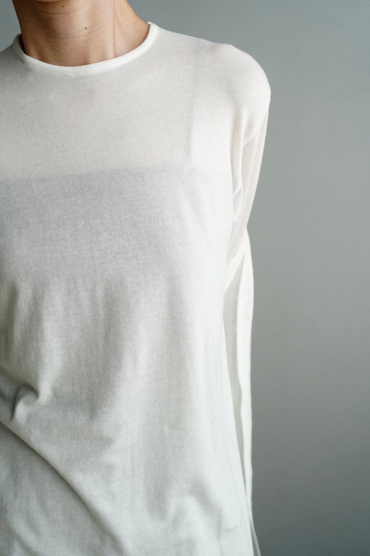Powdery Pullover / OFFWHITE