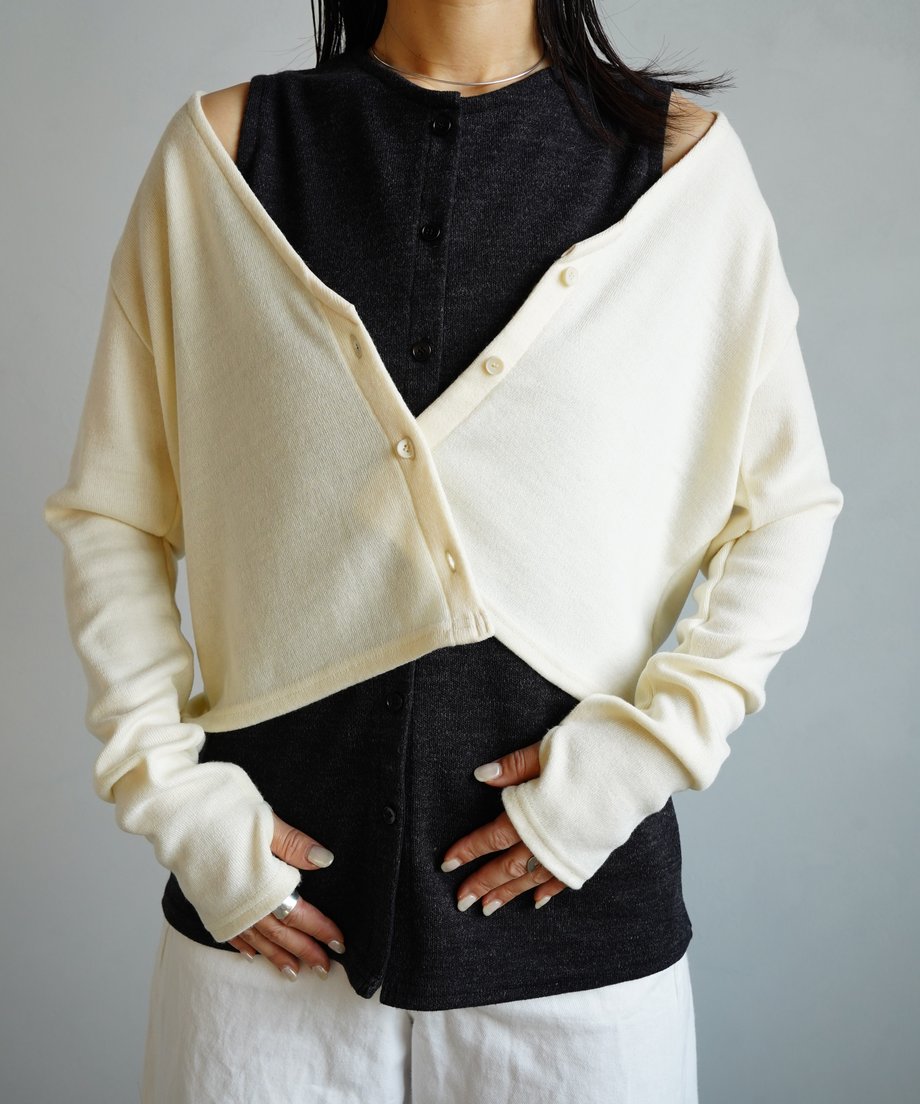 Vest Cardigan Set / CHACOALGRAY×OFFWHITE -3日以内発送-