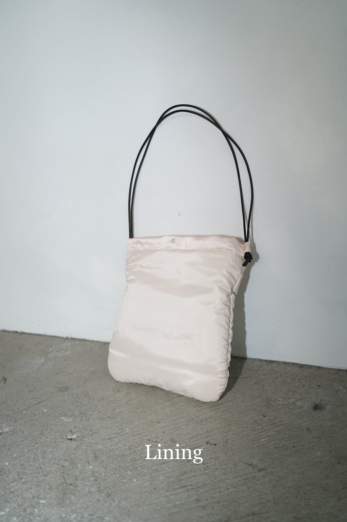 Adorn Satin Bag / PINK -8月25日発送-