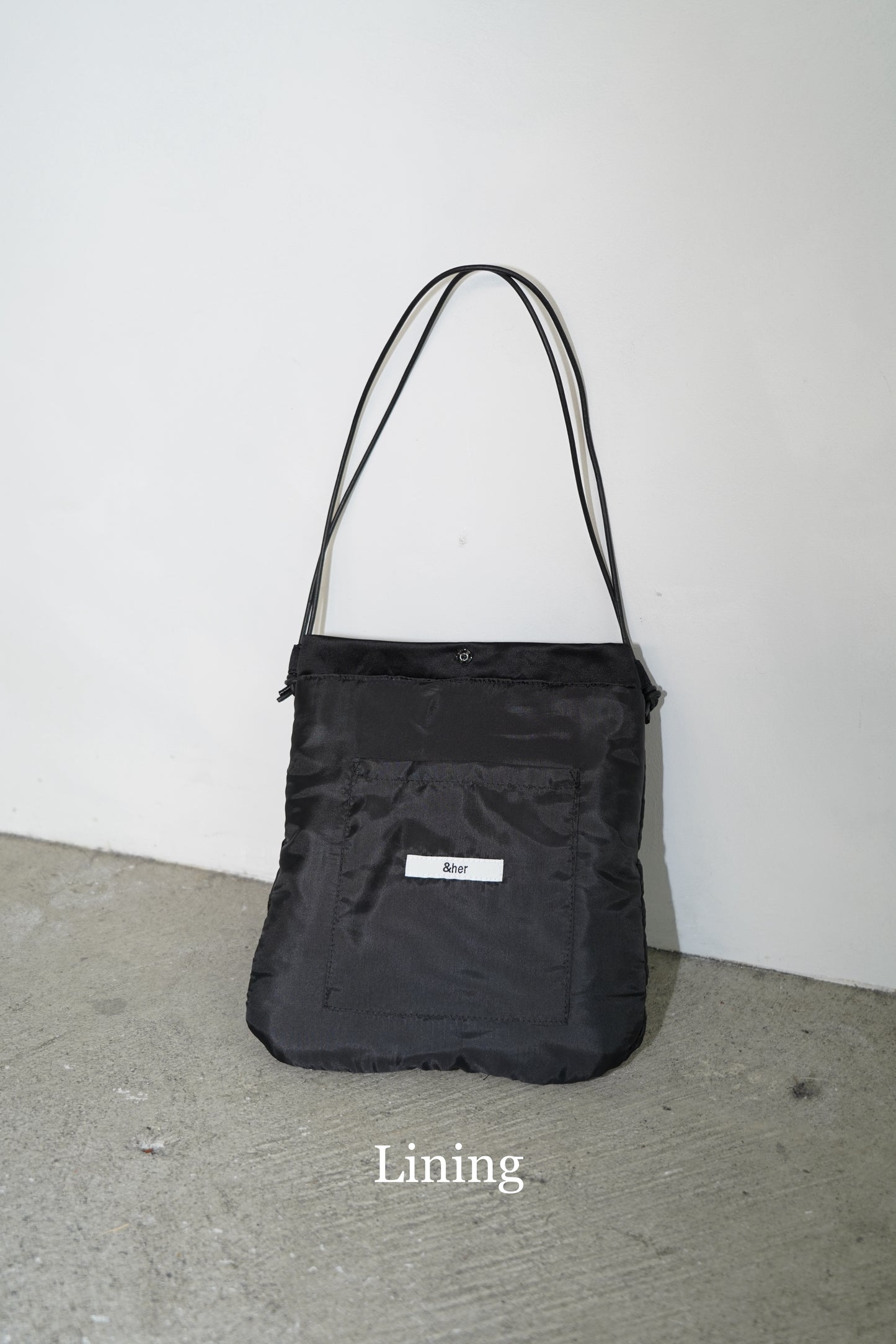 Adorn Satin Bag / BLACK -8月25日発送-