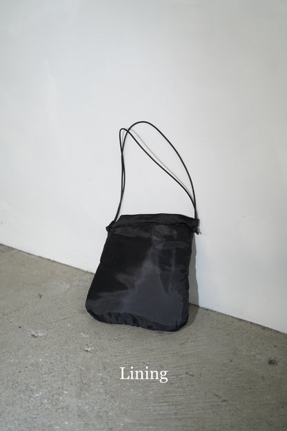Adorn Satin Bag / BLACK -8月25日発送-