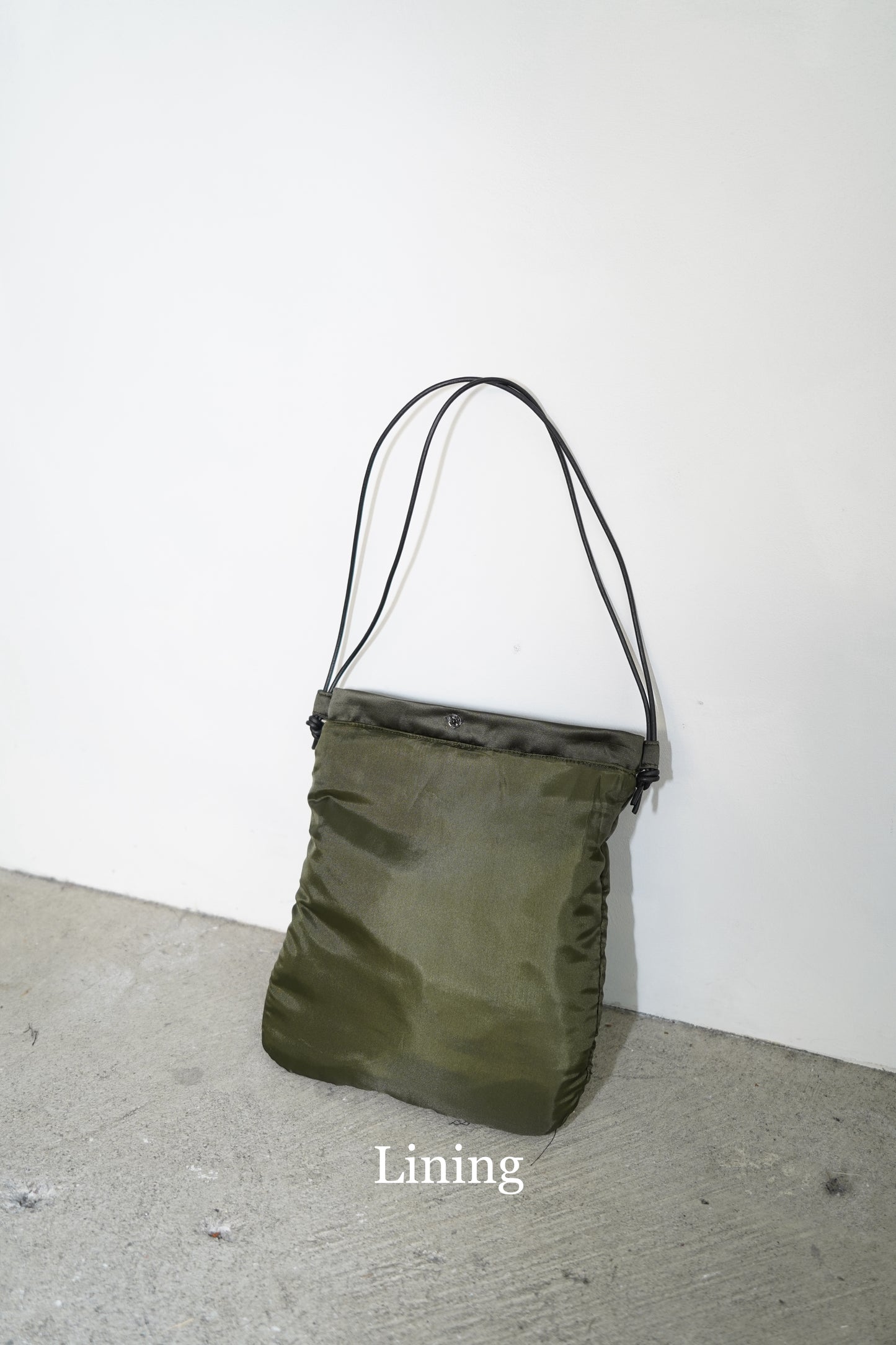 Adorn Satin Bag / KHAKI -8月25日発送-