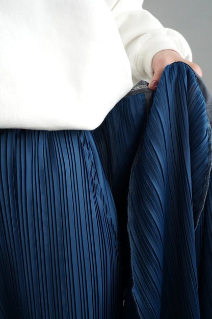 Pleats Wrap Skirt Pants / BLUE